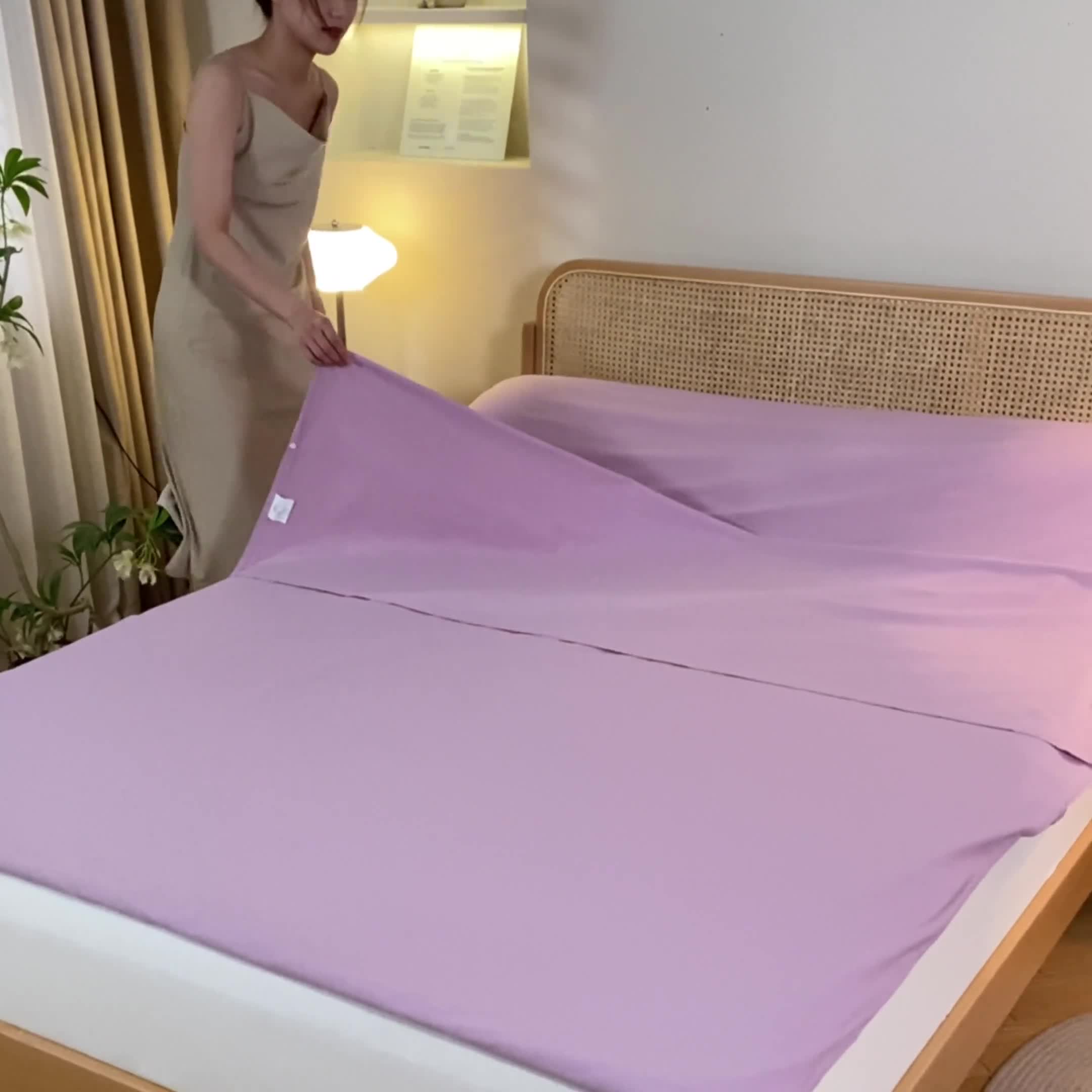 91家纺网 家纺一手货源 找家纺 眠帛家居 2023新款A类亲肤水洗棉隔脏睡袋 浅紫