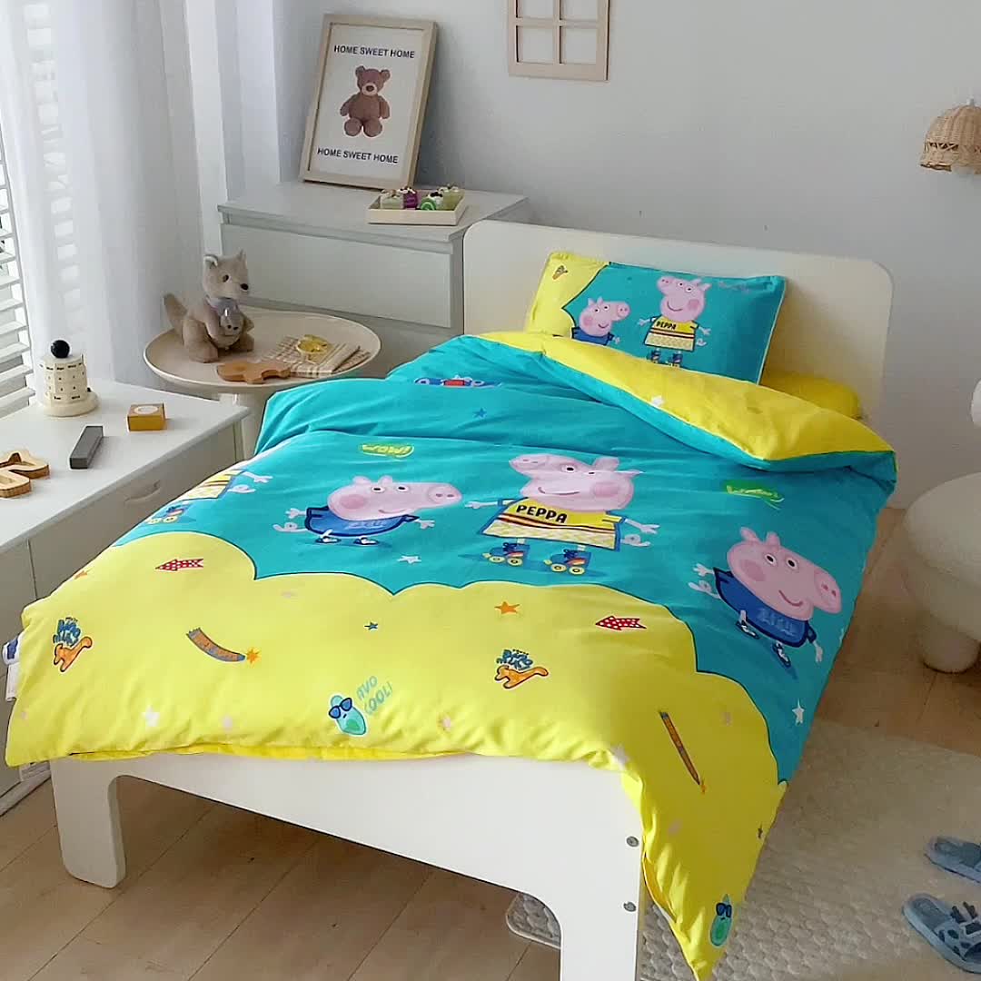 91家纺网 家纺一手货源 找家纺 乐秀 2023新款小猪佩奇正版授权幼儿园被子多件套（不含芯三件套） 滑轮佩奇