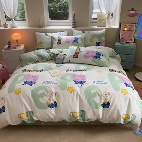 91家纺网 家纺一手货源 找家纺 金爱家 2023新款小猪佩奇正版授权纯棉印花系列四件套 小猪佩奇-字母佩奇