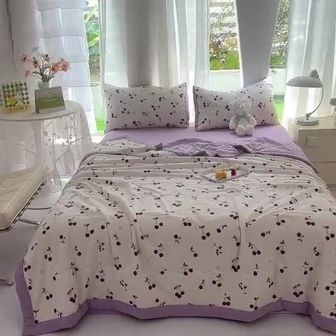 91家纺网 家纺一手货源 找家纺 慕尚家纺 2025新款A类超柔双层纱针织夏被四件套 夏日樱桃