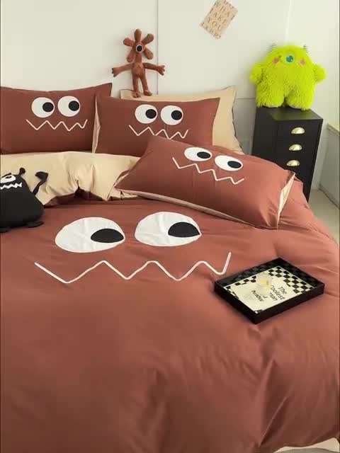 91家纺网 家纺一手货源 找家纺 曼谷 贴布绣四件套小怪兽柔软磨毛床上用品水洗棉套件 小怪兽-焦糖奶杏