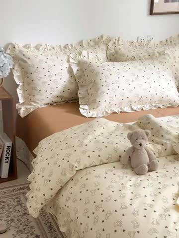 91家纺网 家纺一手货源 找家纺 棉生活 2025新款洛丽塔花边款全棉四件套 贝贝熊