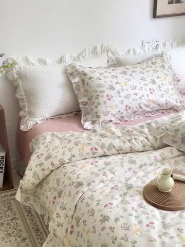 91家纺网 家纺一手货源 找家纺 棉生活 2025新款洛丽塔花边款全棉四件套 又见花开