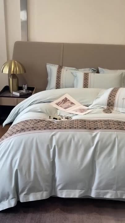 91家纺网 家纺一手货源 找家纺 魅都 100长绒棉简约轻奢贴布绣四件套-莫西卡 莫西卡-天空蓝