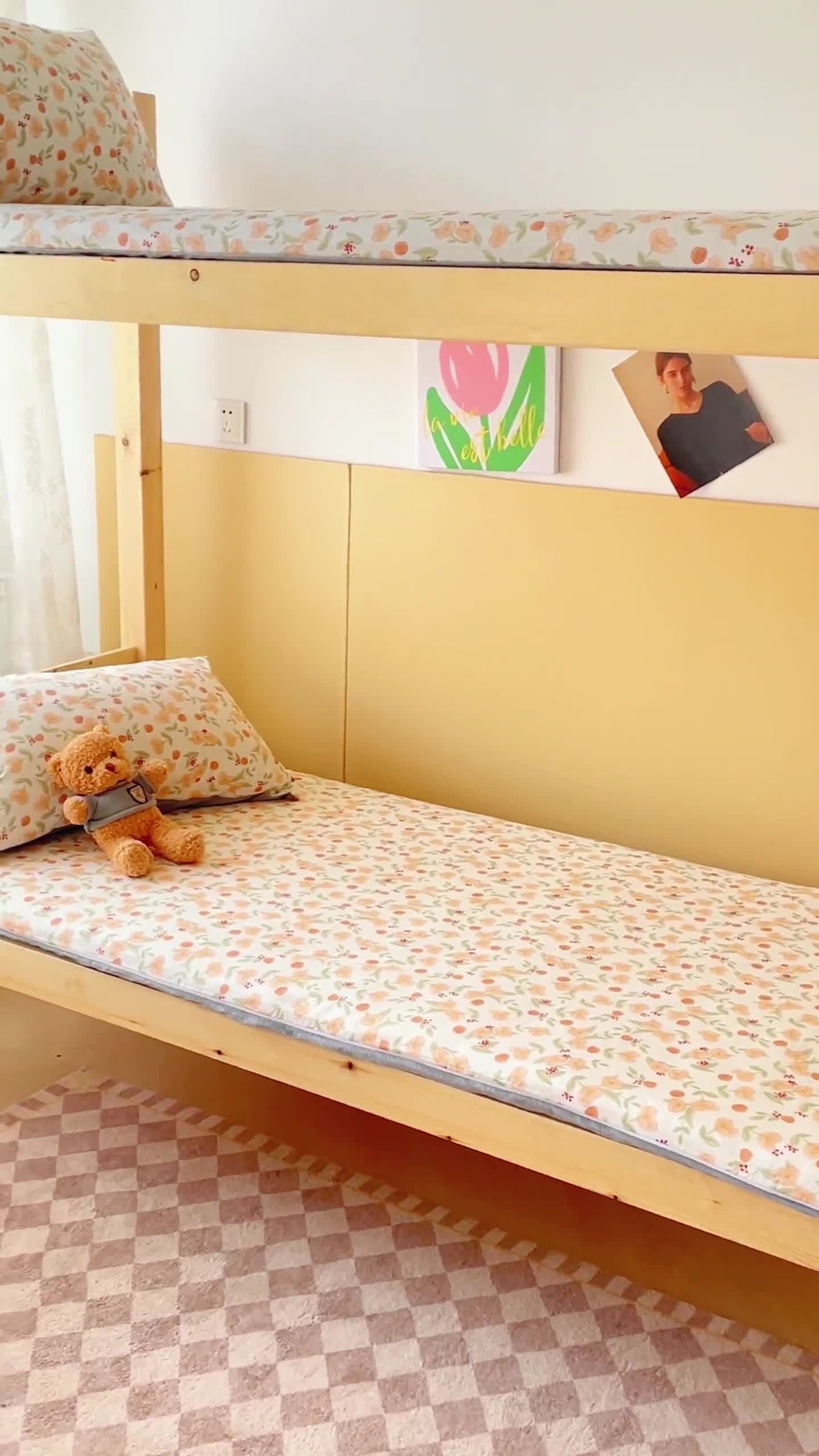 91家纺网 家纺一手货源 找家纺 金丝鸟 2023新款全棉加水晶绒棉加绒床垫套 花千朵