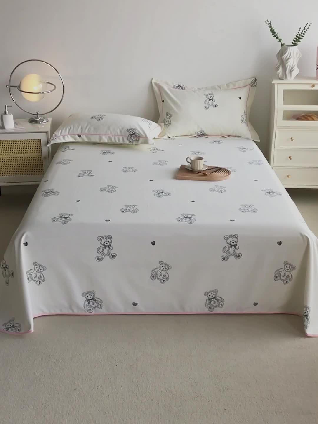 91家纺网 家纺一手货源 找家纺 首爱 2025新款原棉老粗布床单款三件套 乖乖熊—米