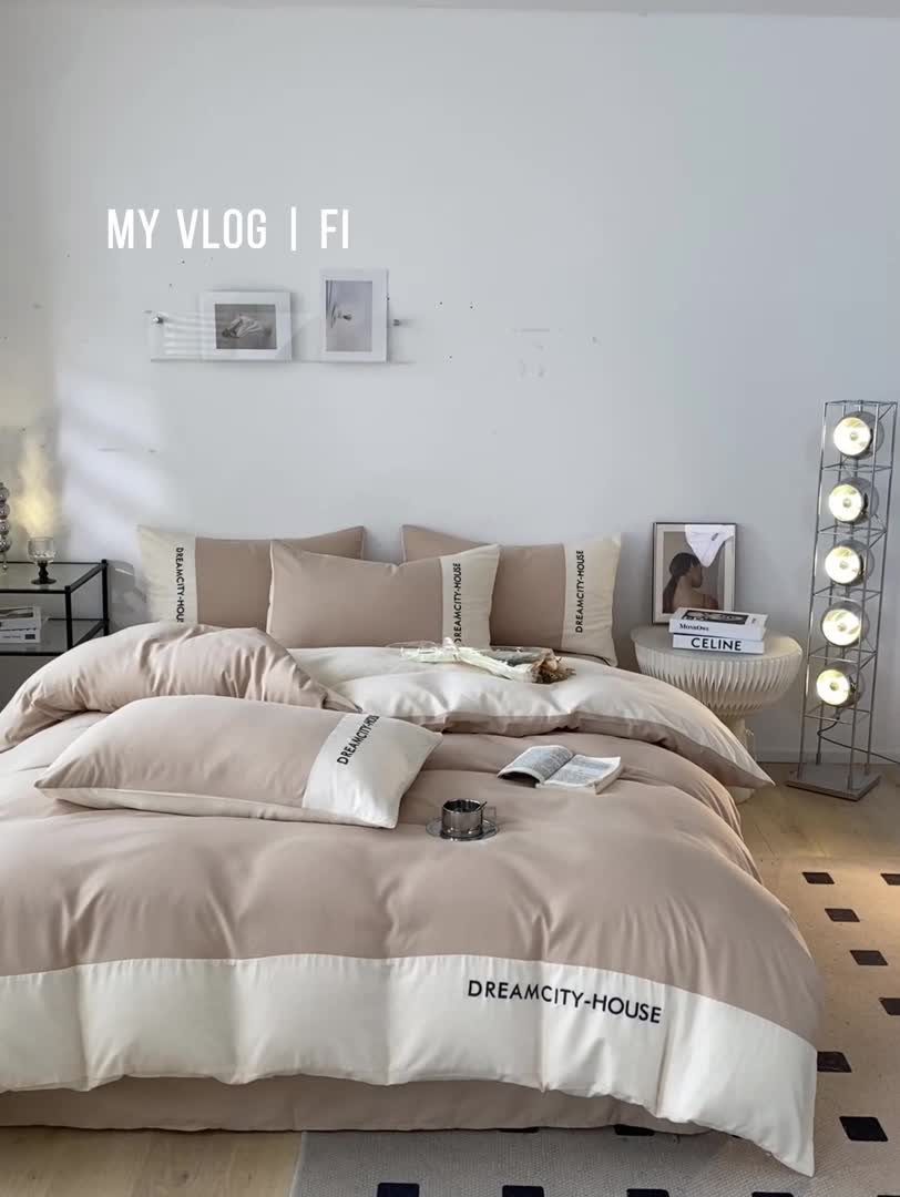 91家纺网 家纺一手货源 找家纺 盛秋家纺 2025新款思雅系列水洗磨毛双拼刺绣四件套 思雅-奶茶+奶昔白