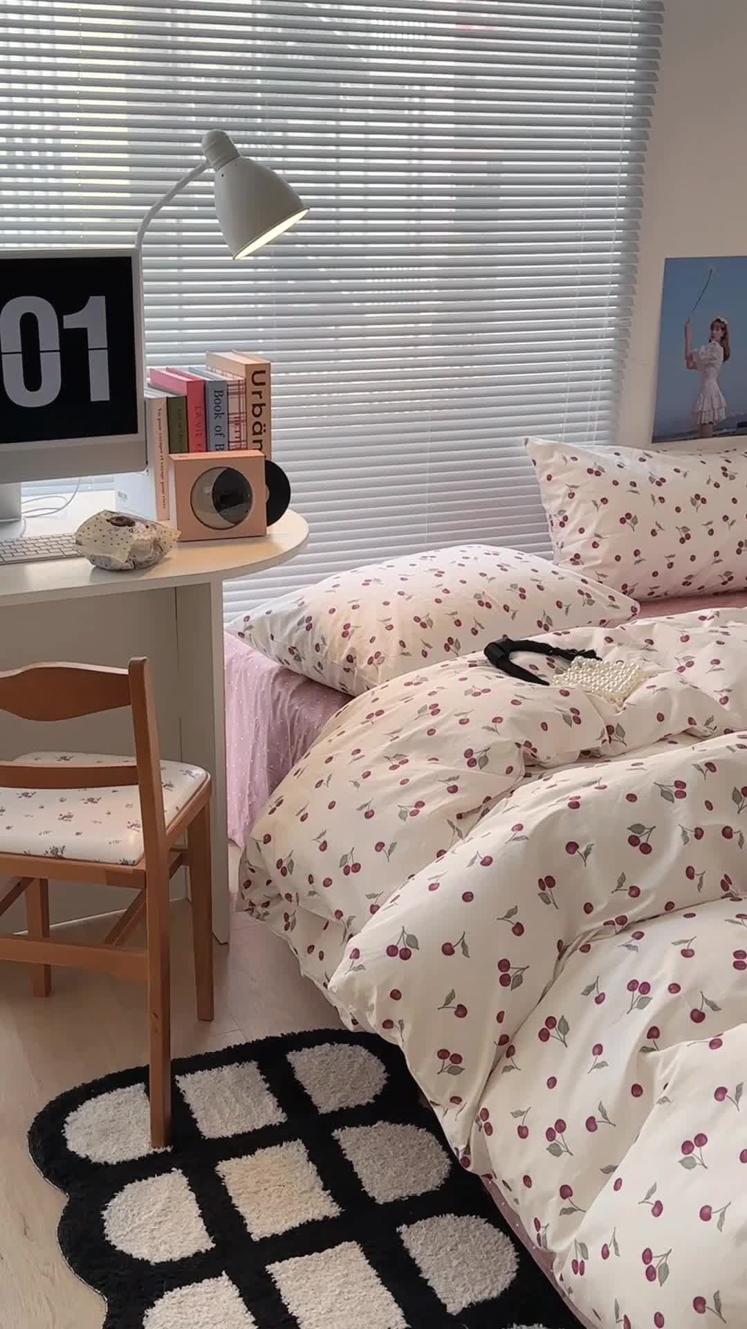 91家纺网 家纺一手货源 找家纺 昔可家纺 2023新款全棉小花系列四件套 小小的樱桃