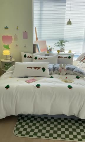 91家纺网 家纺一手货源 找家纺 眠帛家居 2023新款A类水洗棉毛巾绣四件套 圣诞树蓝灰