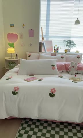 91家纺网 家纺一手货源 找家纺 眠帛家居 2023新款A类水洗棉毛巾绣四件套 朵朵奶油粉