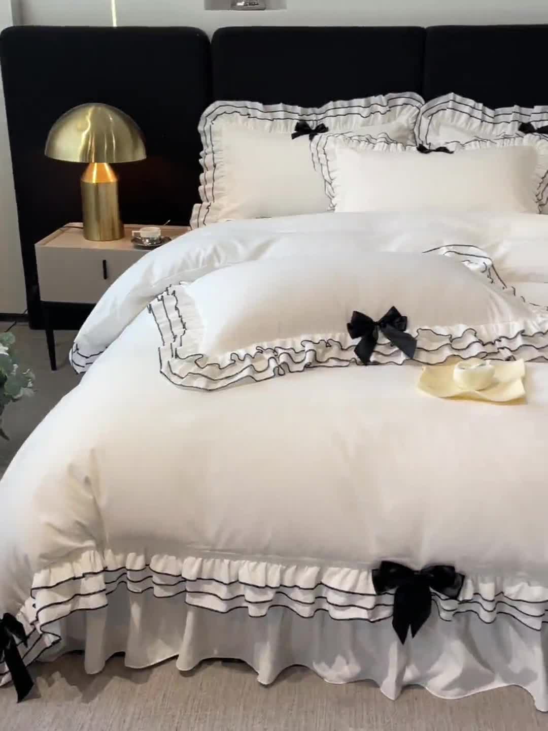 91家纺网 家纺一手货源 找家纺 (总) 乐卧家居 2026新款学院风多层荷叶边蝴蝶结四件套-多巴胺系列