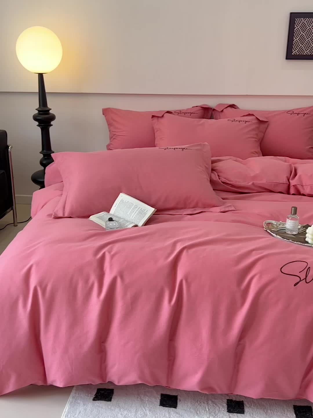 91家纺网 家纺一手货源 找家纺 品乐家纺 2023新款全棉磨毛英文字母绣系列四件套 艾丽沙