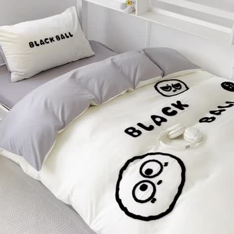 91家纺网 家纺一手货源 找家纺 眠帛 2023新款水洗棉毛巾绣煤球系列学生三件套六件套 煤球浅灰