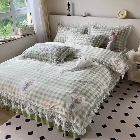 91家纺网 家纺一手货源 找家纺 添越 2024小清新韩版蕾丝款花边纯棉夹棉床盖三件套全棉茉彩-蕾丝款