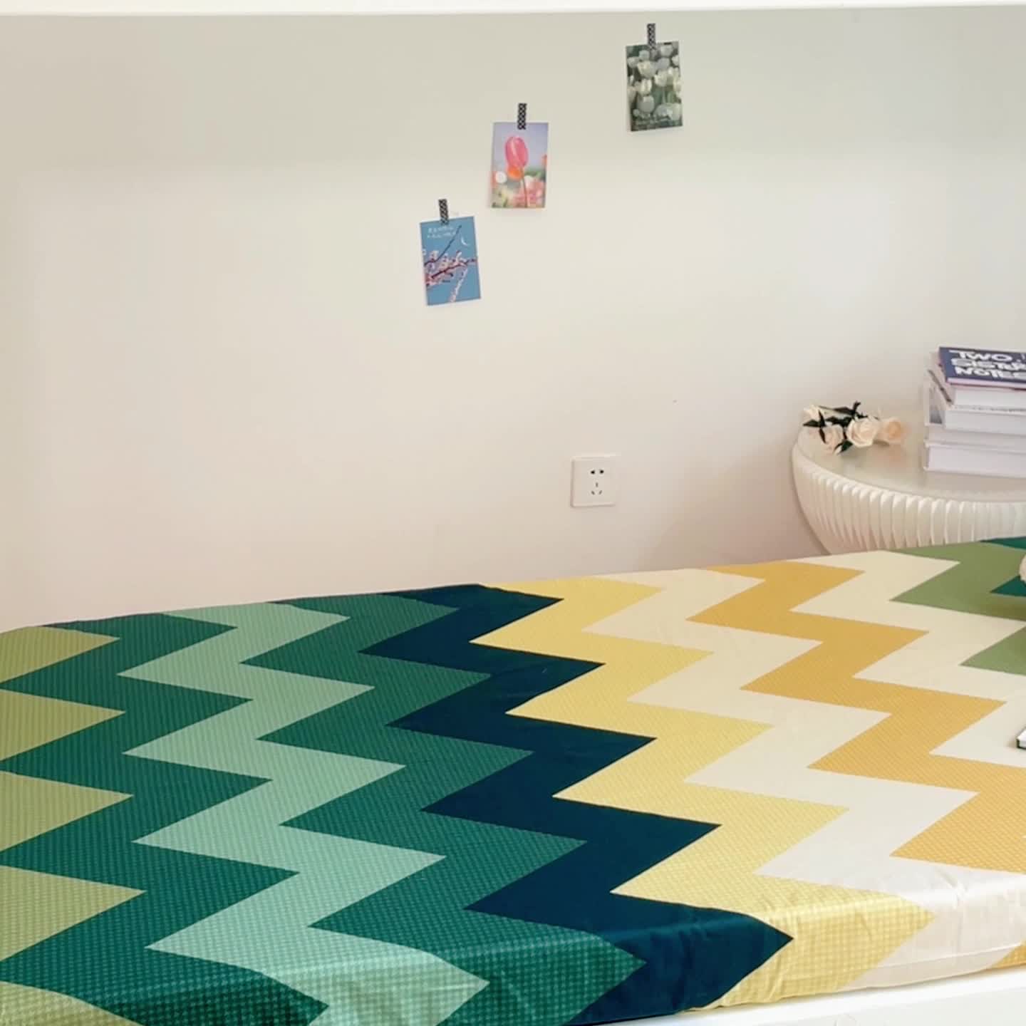 91家纺网 家纺一手货源 找家纺 金丝鸟 2023新款全棉全包床笠学生系列 小波浪