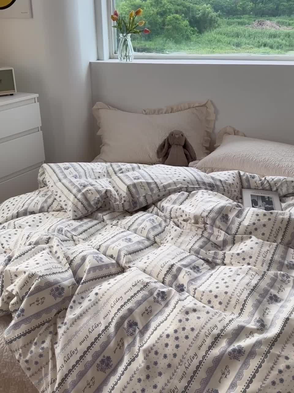 91家纺网 家纺一手货源 找家纺 洋铭区 2023新款全棉单品被套 蓝韵