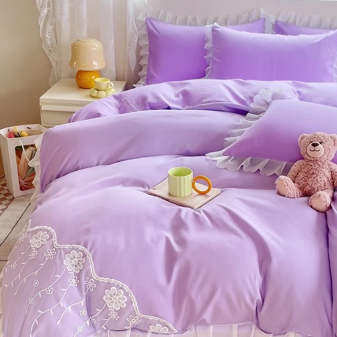 91家纺网 家纺一手货源 找家纺 靓生活 2023新款韩版花边水洗磨毛床裙四件套 香芋紫