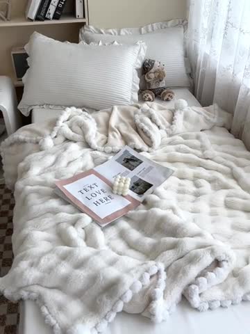 91家纺网 家纺一手货源 找家纺 （总）潮邦创意家居 2025新款泡泡绒兔绒暖阳绒球毛毯子盖毯睡毯