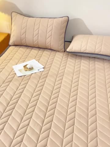 91家纺网 家纺一手货源 找家纺 （总）梦初语 大豆纤维床垫家用薄款防滑垫被褥子宿舍学生单双人垫子 