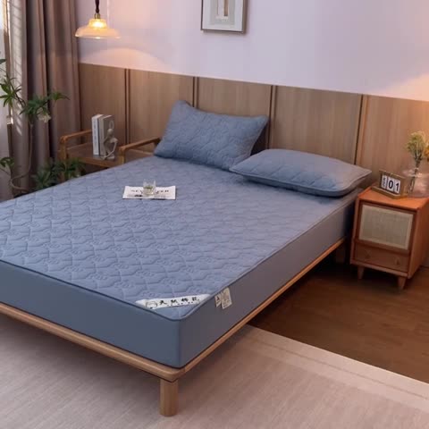 91家纺网 家纺一手货源 找家纺 鑫钰 2023新款亲肤棉夹棉新疆棉花床笠床罩床垫保护垫 棉朵-宝石蓝