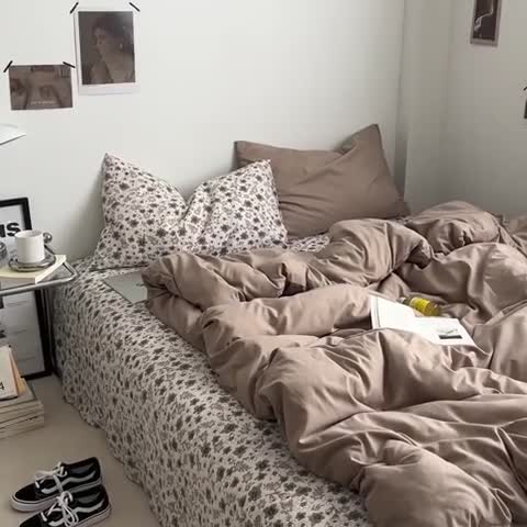 91家纺网 家纺一手货源 找家纺 直播热款A类水洗棉双层纱四件套纯色小碎花被套床笠三件套 卡其+繁花