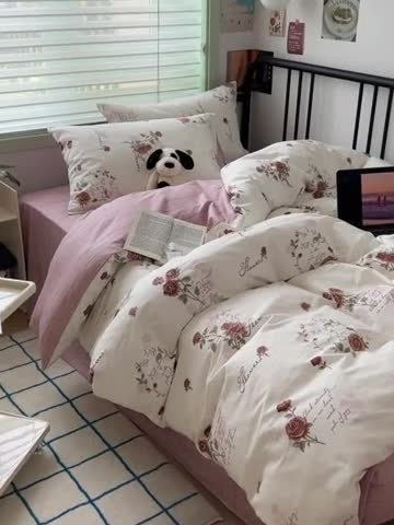 91家纺网 家纺一手货源 找家纺 昔可 2023新款全棉卡通小清新四件套 中古字母玫瑰