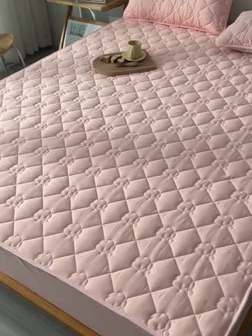 91家纺网 家纺一手货源 找家纺 A类新疆棉花填充夹棉床笠母婴级床笠单件纯色床罩保护罩套全包围 粉