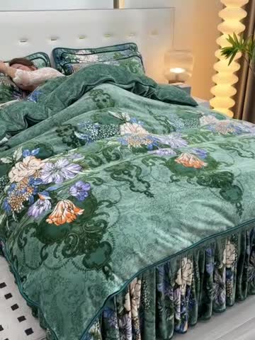 91家纺网 家纺一手货源 找家纺 贝诗梦 2022新款加厚230克9斤牛奶绒金貂绒四件套花漾