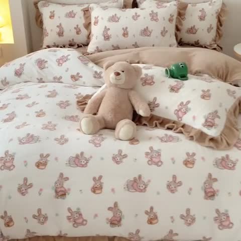 91家纺网 家纺一手货源 找家纺 吾欢心 2024新款韩版花边牛奶绒四件套 调皮小兔