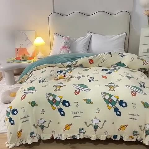 91家纺网 家纺一手货源 找家纺 甜之梦家纺 2025新款韩版泥点绒单被套（任何尺寸都可定做） 太空机器人米白