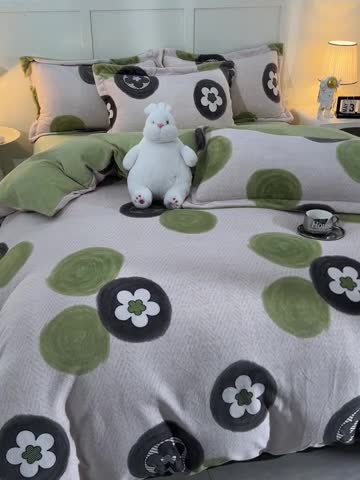 91家纺网 家纺一手货源 找家纺 简一 2024新款牛奶绒四件套 幸运扣