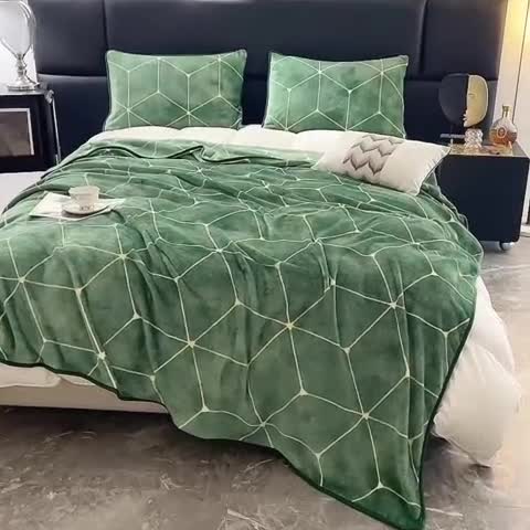 91家纺网 家纺一手货源 找家纺 来菲毛毯 2025新款270克法莱绒毛毯珊瑚绒印花牛奶绒毯子休闲毯无限