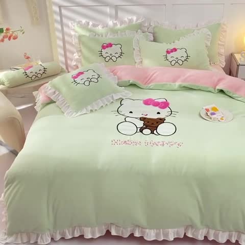 91家纺网 家纺一手货源 找家纺 丝印良品 2024新款高端牛奶绒卡通刺绣牛奶绒四件套 可爱猫-抹茶拼粉