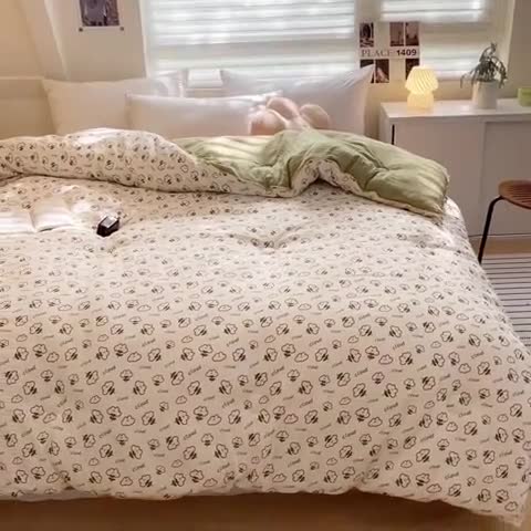 91家纺网 家纺一手货源 找家纺 亚龙工厂店 2023新款棉麻印花大豆被被子被芯 花之语