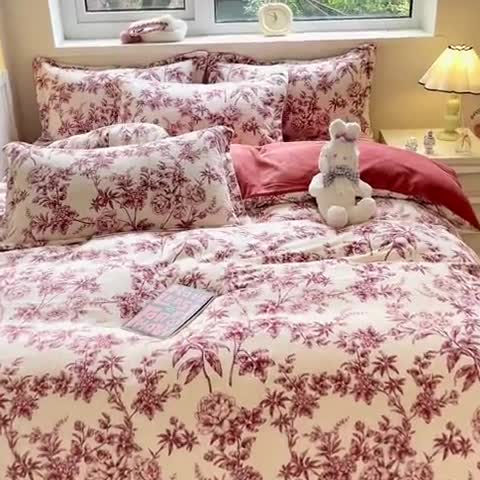 91家纺网 家纺一手货源 找家纺 金丝鸟家纺 2023新款220g全消光印花款牛奶绒四件套 知秋 红