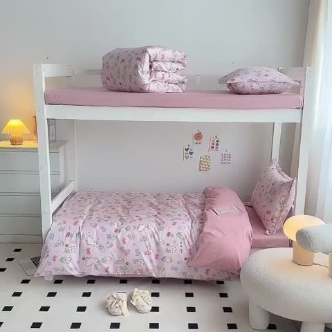 91家纺网 家纺一手货源 找家纺 金鑫汇 2023新款全棉宿舍印花三件套 荷枝桃桃