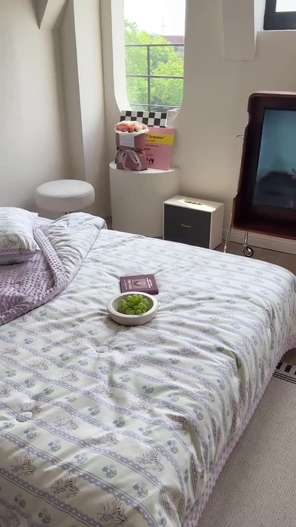 91家纺网 家纺一手货源 找家纺 星期八 2023新款复古碎花全棉豆豆春秋被四件套 薰衣草