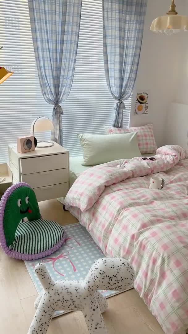 91家纺网 家纺一手货源 找家纺 昔可 2023新款全棉ins格子混搭系列四件套粉绿格