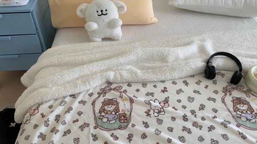 91家纺网 家纺一手货源 找家纺 美乐迪 2023新款牛奶绒毛毯 萝莉