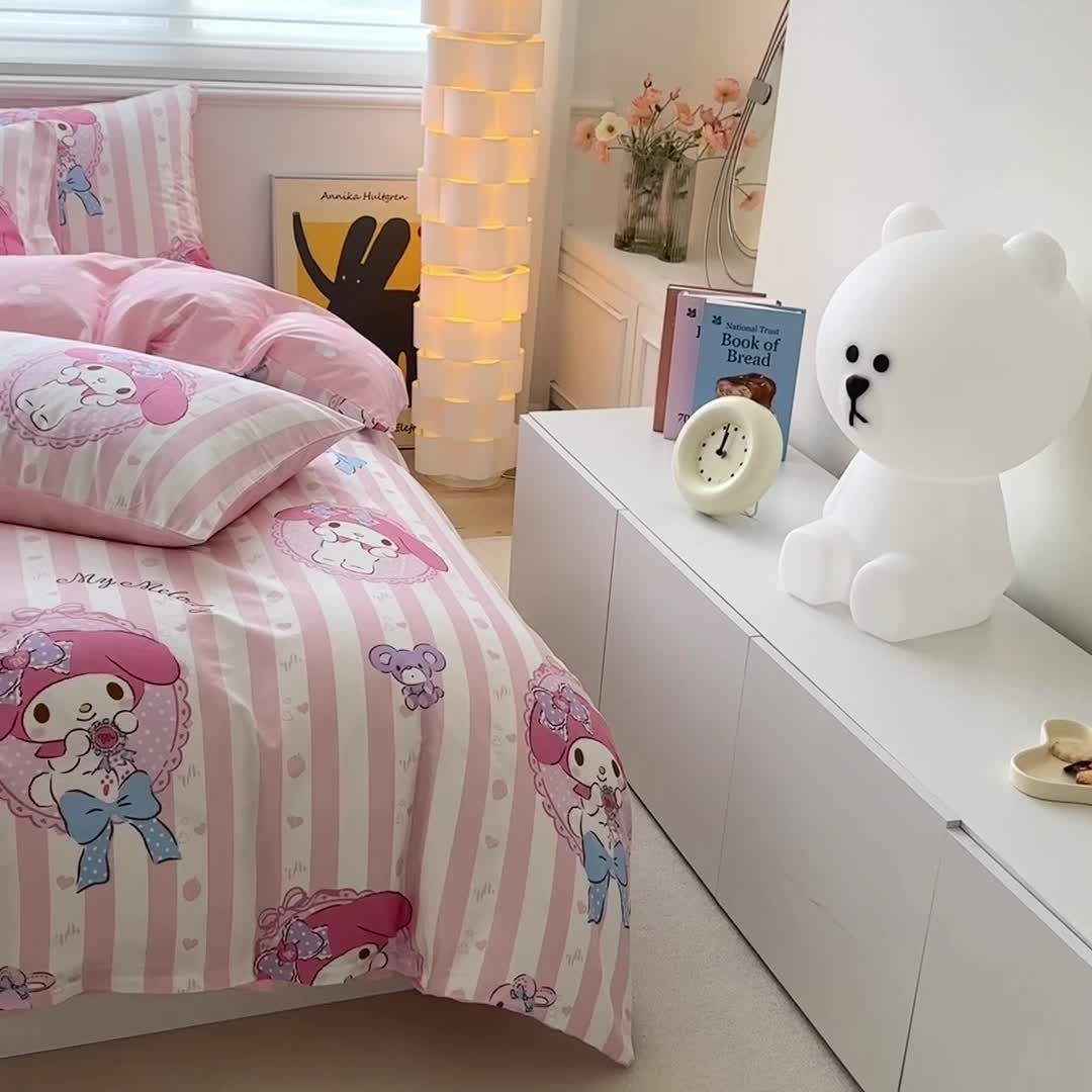 91家纺网 家纺一手货源 找家纺 爱丽丝 2024新款KT猫 三丽鸥全棉四件套套件系列 甜甜美乐蒂