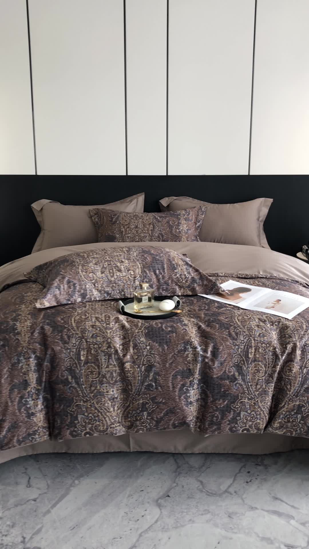 91家纺网 家纺一手货源 找家纺 红馆 2003新款轻奢高支棉臻品100支数码印花四件套--简约款 夜寐