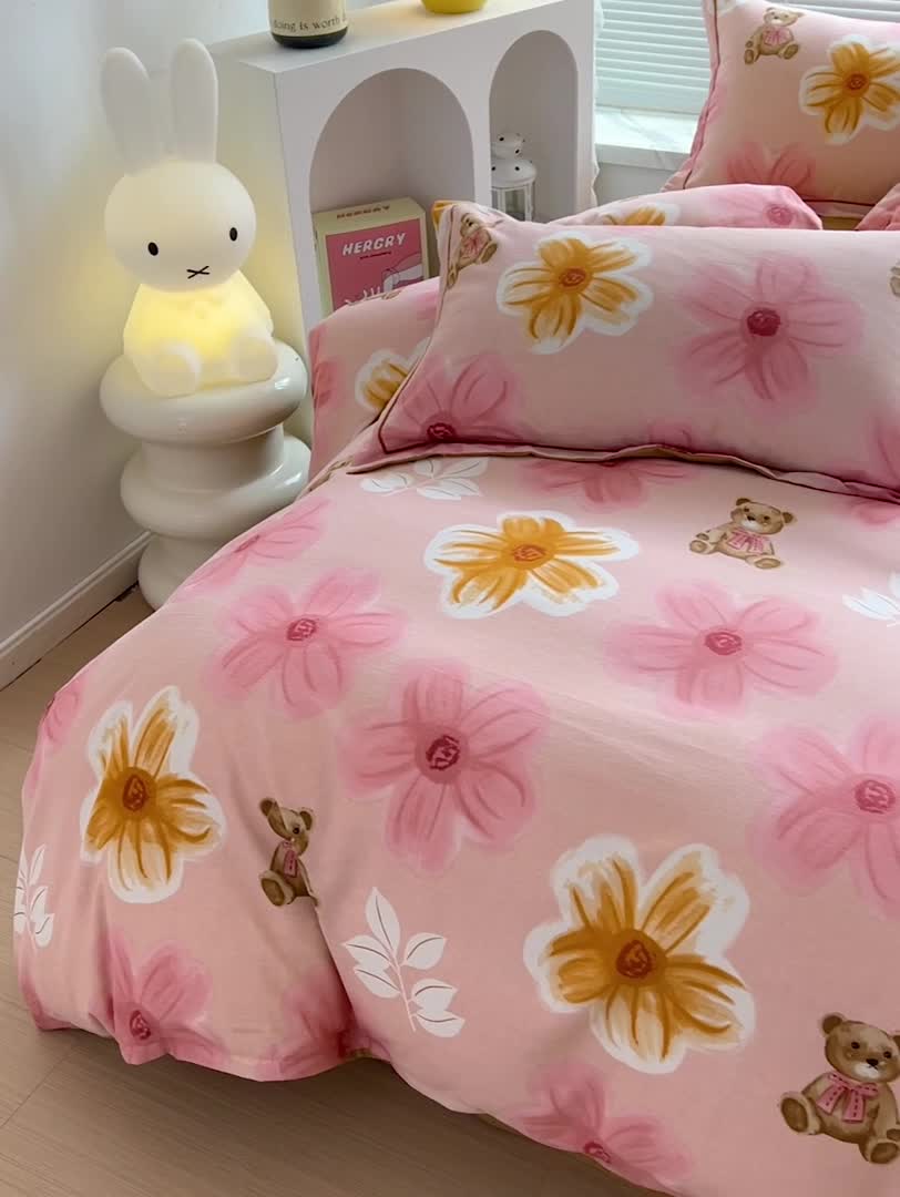 91家纺网 家纺一手货源 找家纺 棉生活 2023新款铂金全棉磨毛系列（AB版）四件套 花依恋