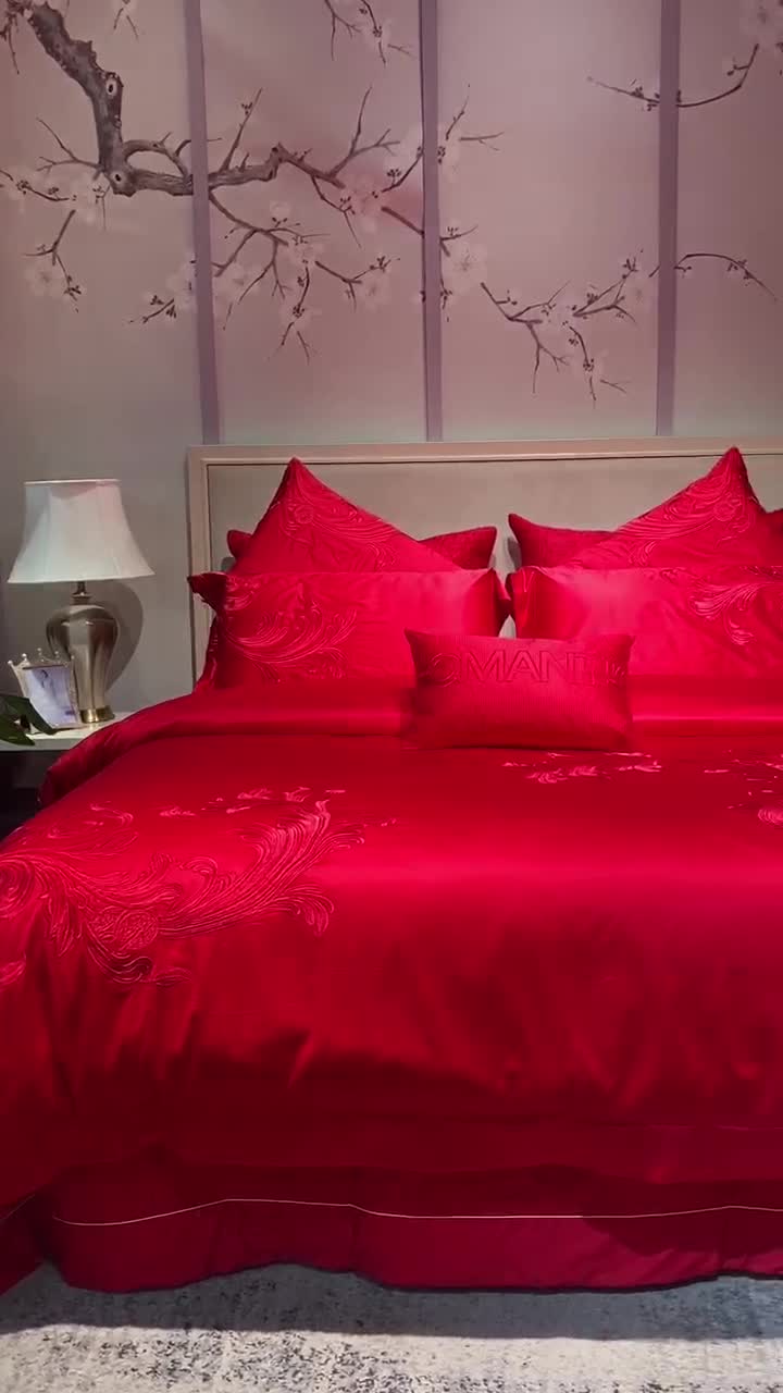 91家纺网 家纺一手货源 找家纺 爱情故事 2025新款100支婚庆四件套实拍 倾城之恋