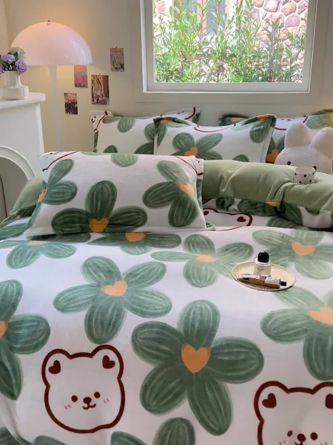 91家纺网 家纺一手货源 找家纺 慕尚 2025新款高克重加厚牛奶绒印花单被套-田园花卉系列 可爱熊