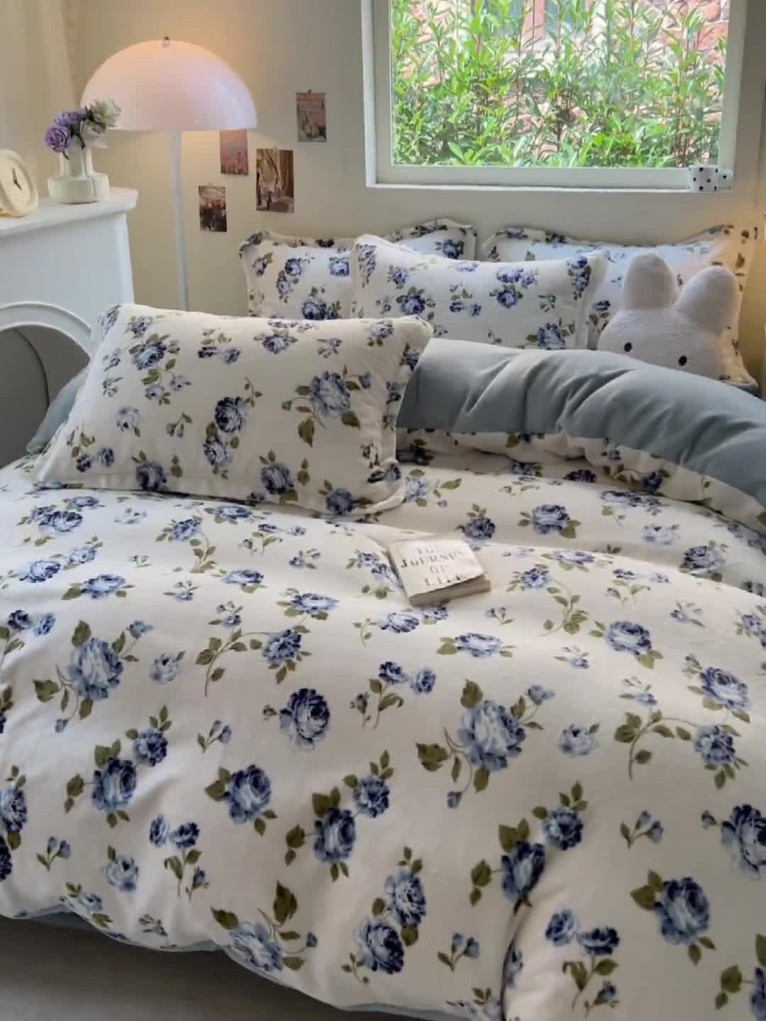 91家纺网 家纺一手货源 找家纺 慕尚 2025新款高克重加厚牛奶绒印花单被套-田园花卉系列 紫韵