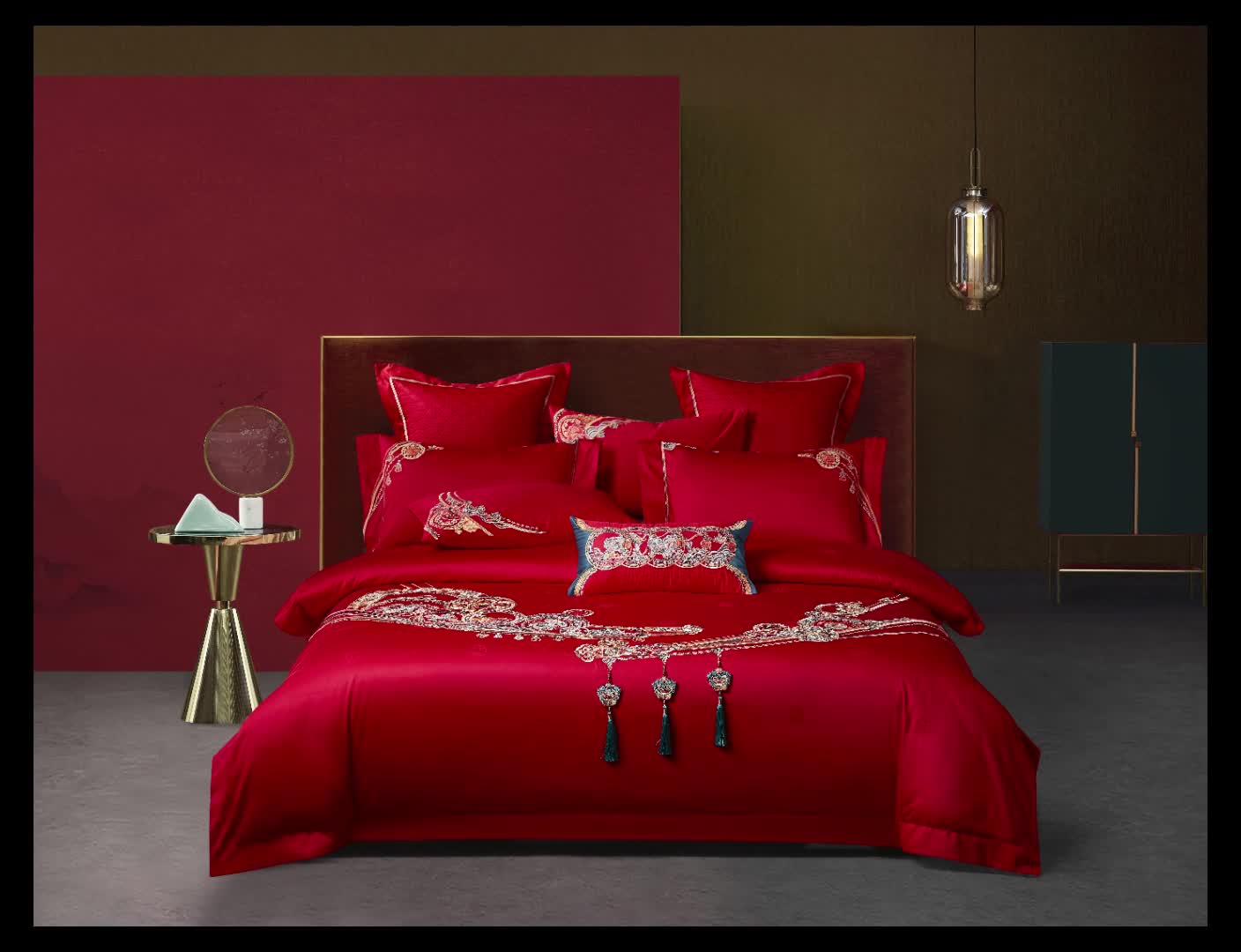 91家纺网 家纺一手货源 找家纺 爱情故事 2025新款100支婚庆四件套棚拍五福满堂