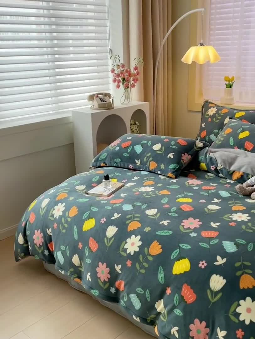 91家纺网 家纺一手货源 找家纺 畅畅家纺 2023新款活性印花小清新AB版加厚高克重法莱绒牛奶绒四件套 丽莎