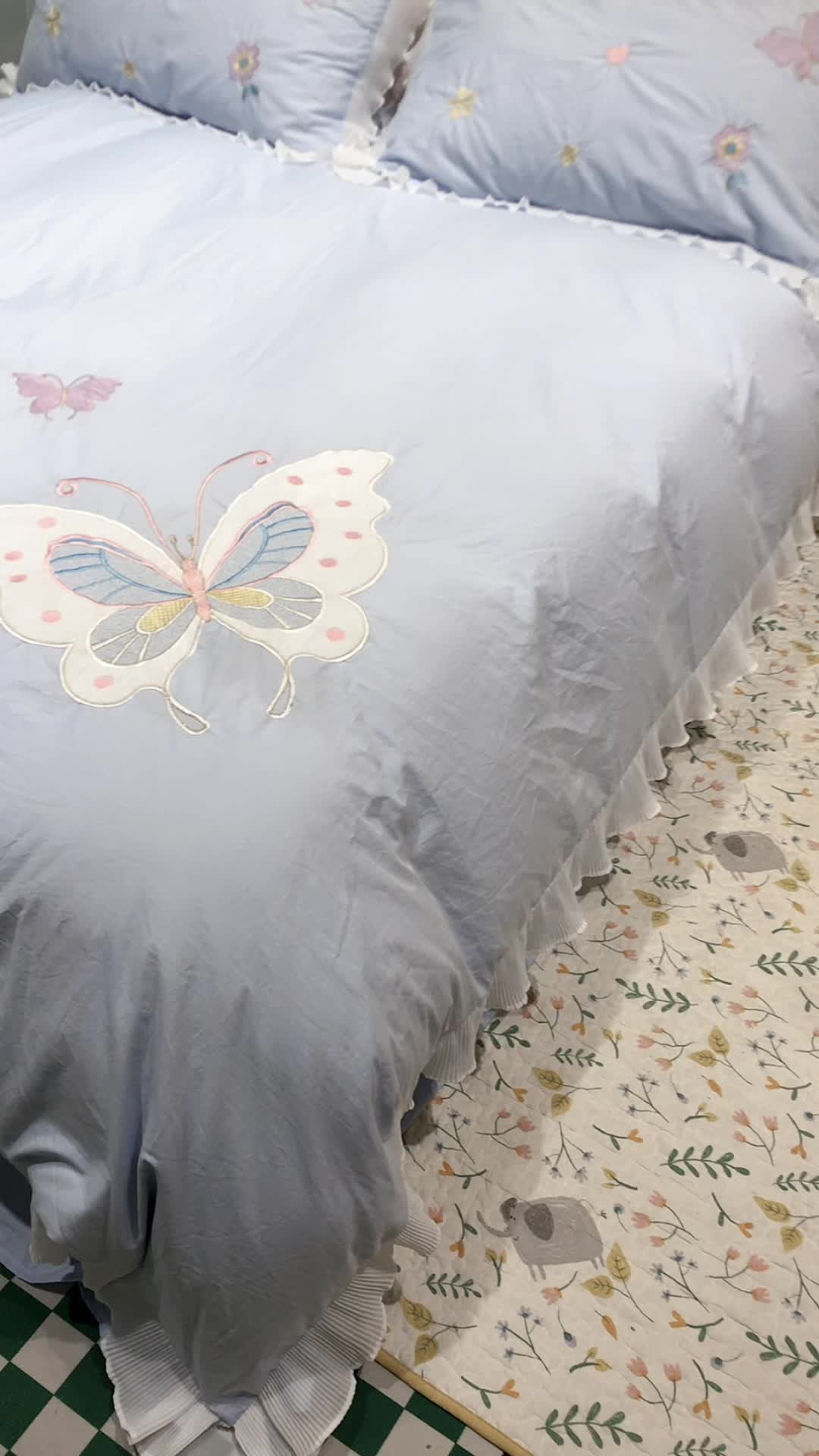 91家纺网 家纺一手货源 找家纺 2023新款A类母婴级全棉水洗棉绣花四件套--蝴蝶夫人系列实拍图 蝴蝶夫人-兰