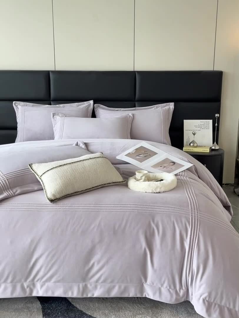 91家纺网 家纺一手货源 找家纺 嗯呢2023新款A类高克重婴儿绒牛奶绒埋绳保暖绒四件套 丁香紫