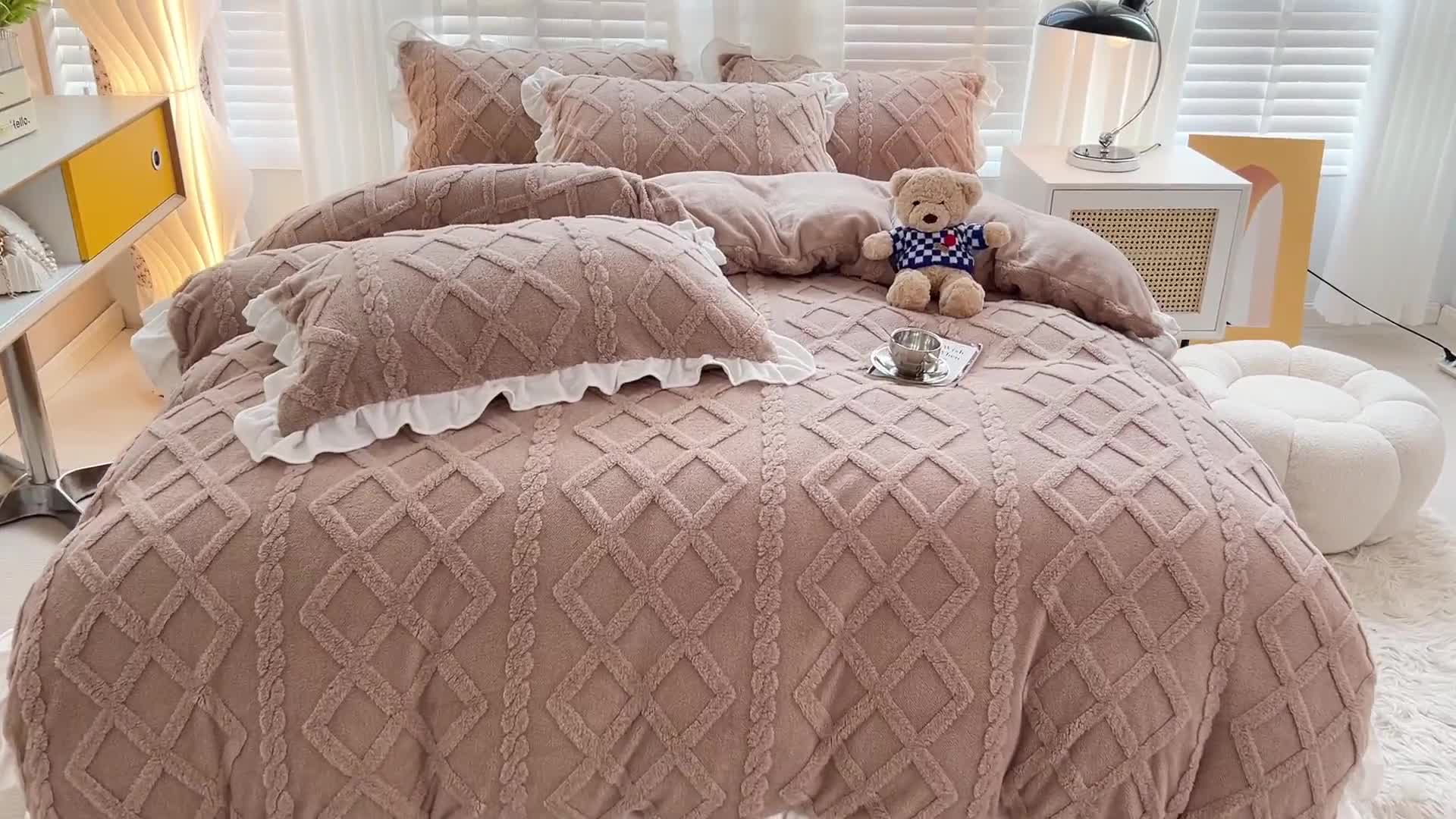 91家纺网 家纺一手货源 找家纺 澳梵 2023新款温柔梦境花梦塔芙绒韩版四件套 温柔梦境-卡其